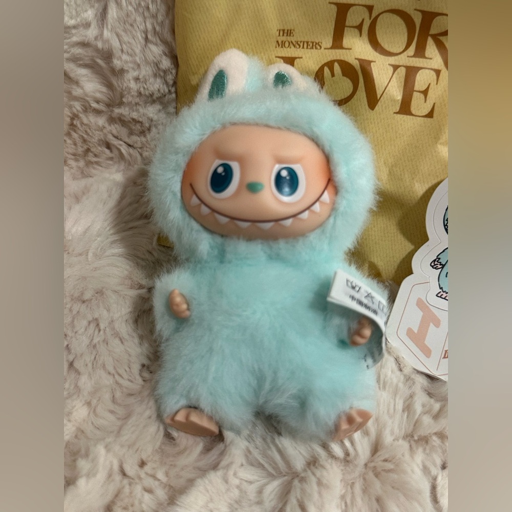 🩵Authentic Pop Mart Labubu Pin for Love - I 🩵 - Picture 3 of 16